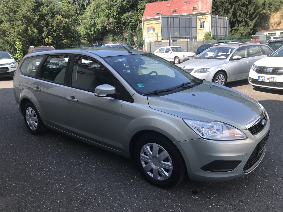 ford-focus-1-8-i-combi - 3