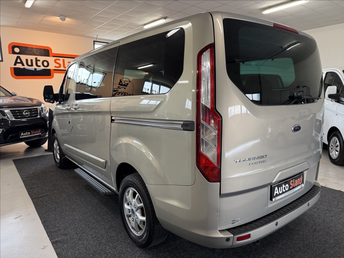 ford-tourneo-custom-2-2-titanium-92kw-po-servisu - 4