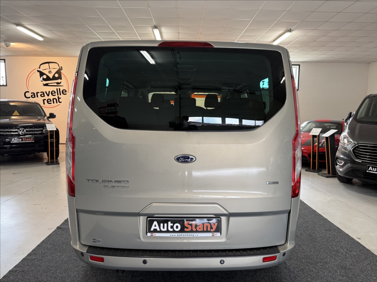 ford-tourneo-custom-2-2-titanium-92kw-po-servisu - 7