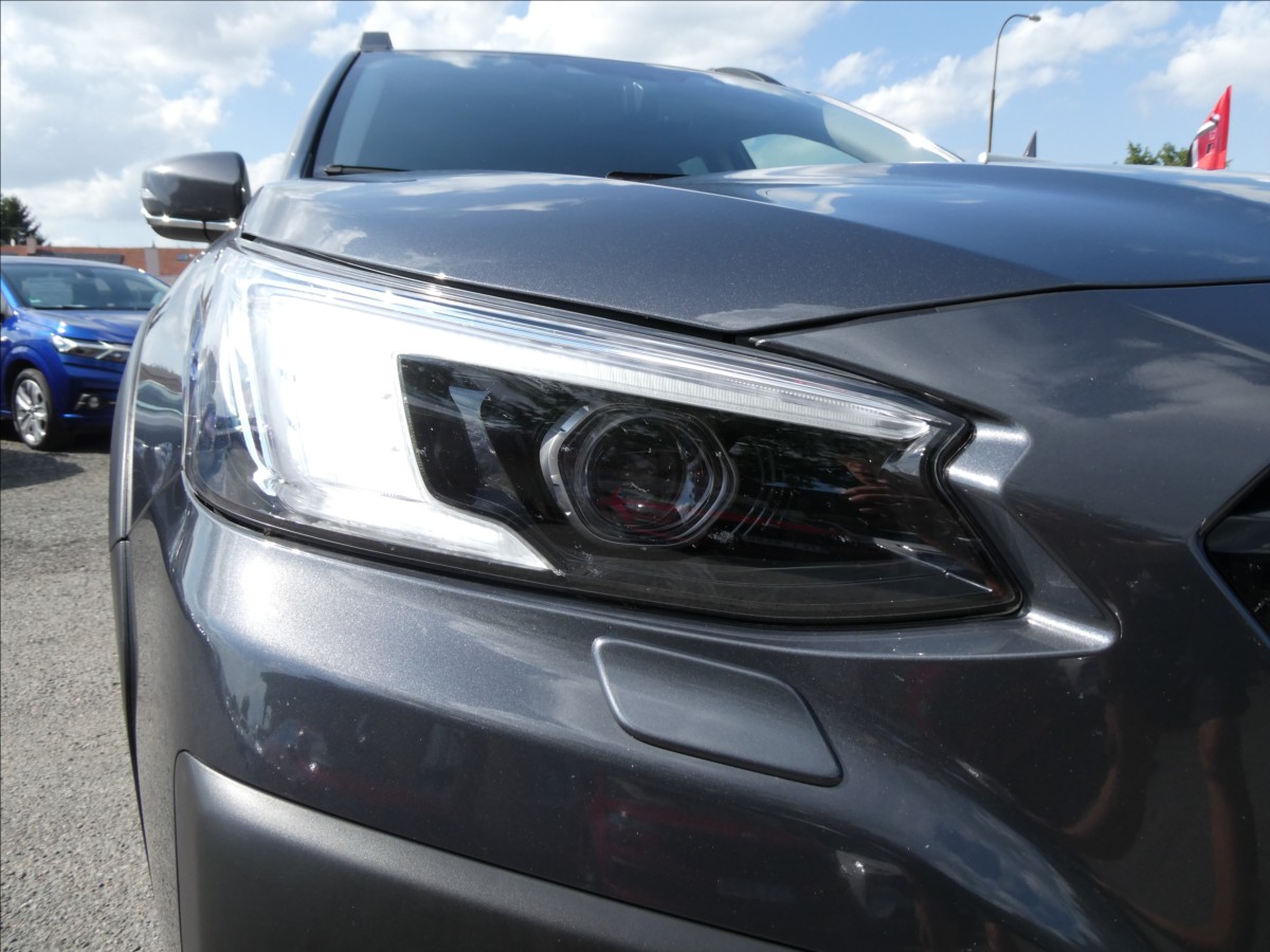 subaru-outback-2-5-i-124kw-awd-cr-dph-2x-kola - 4
