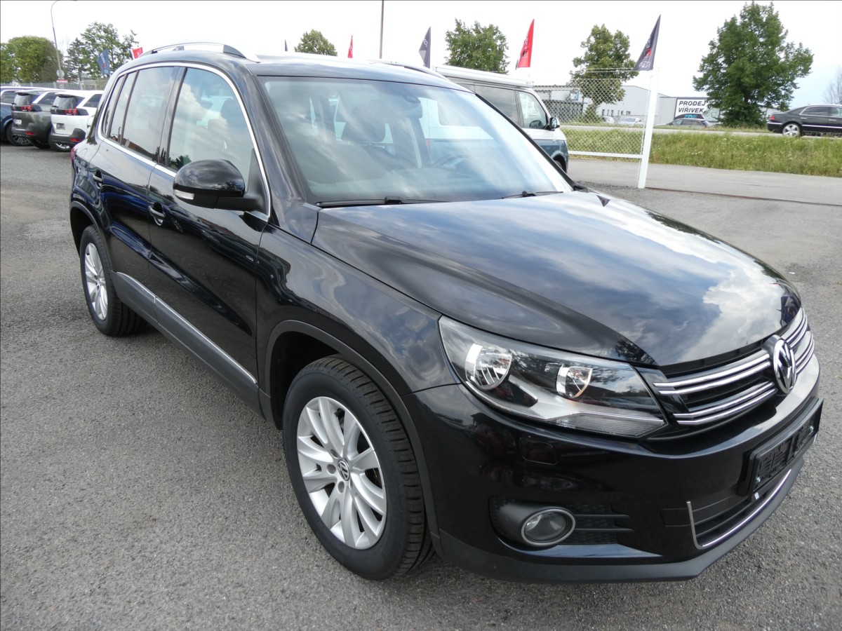 Volkswagen Tiguan 2,0 TDi 130kW Sport 4x4,TZ,navigace