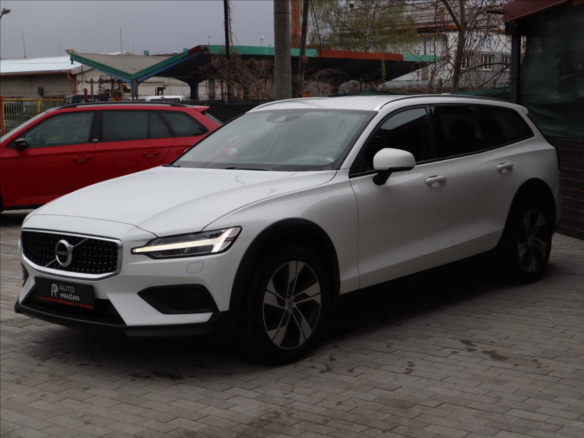 volvo-v60-2-0-crosscountry-awd-po-rozvodech - 2