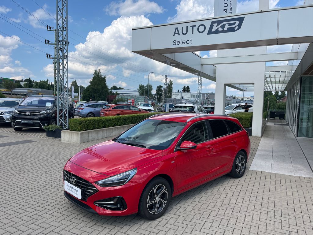 Hyundai i30 1.5 T-GDI 160k Family Smart