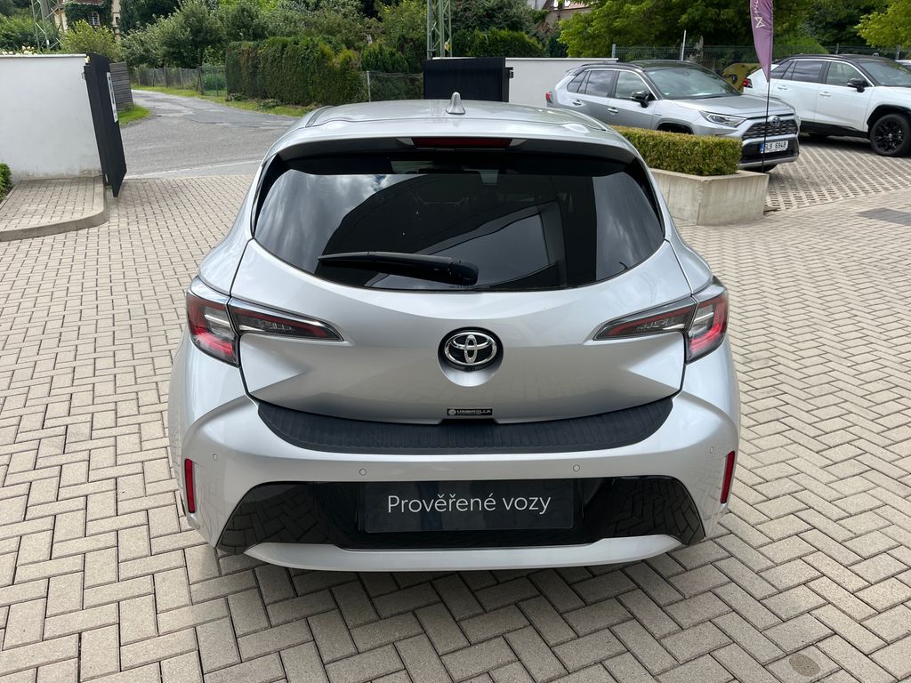 toyota-corolla-1-2-turbo-85kw-style-tech - 4