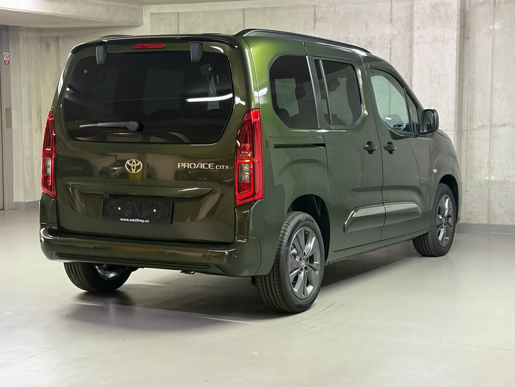 toyota-proace-city-verso-1-2-short-81kw-family - 4