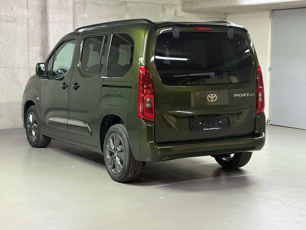 toyota-proace-city-verso-1-2-short-81kw-family - 6