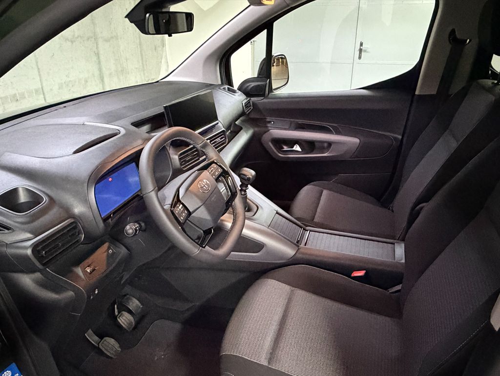 toyota-proace-city-verso-1-2-short-81kw-family - 8