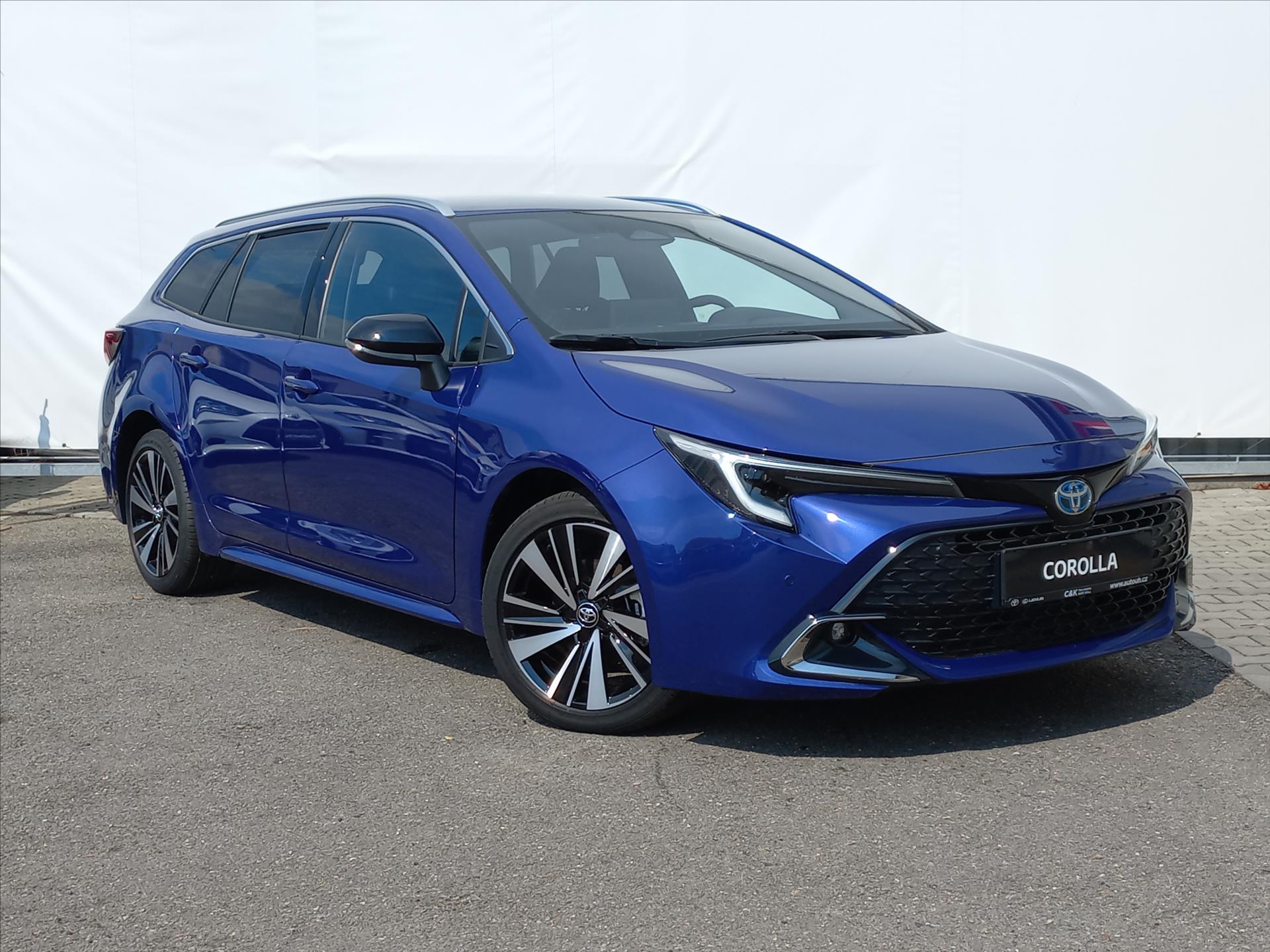 toyota-corolla-1-8-hybrid-e-cvt-140k-ts-style - 4