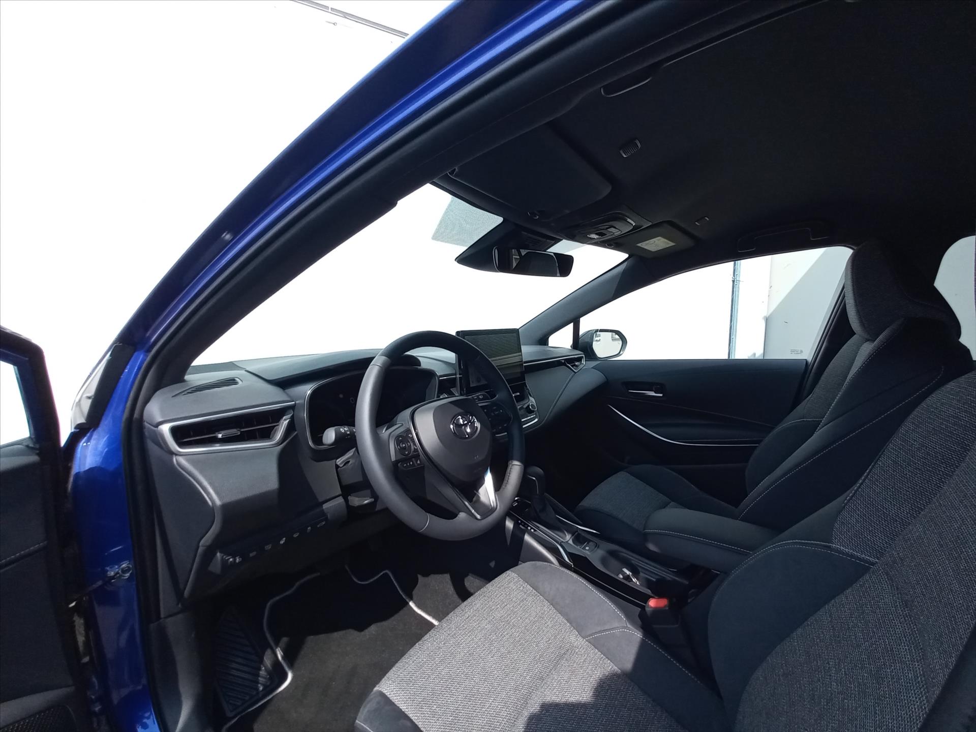 toyota-corolla-1-8-hybrid-e-cvt-140k-ts-style - 8