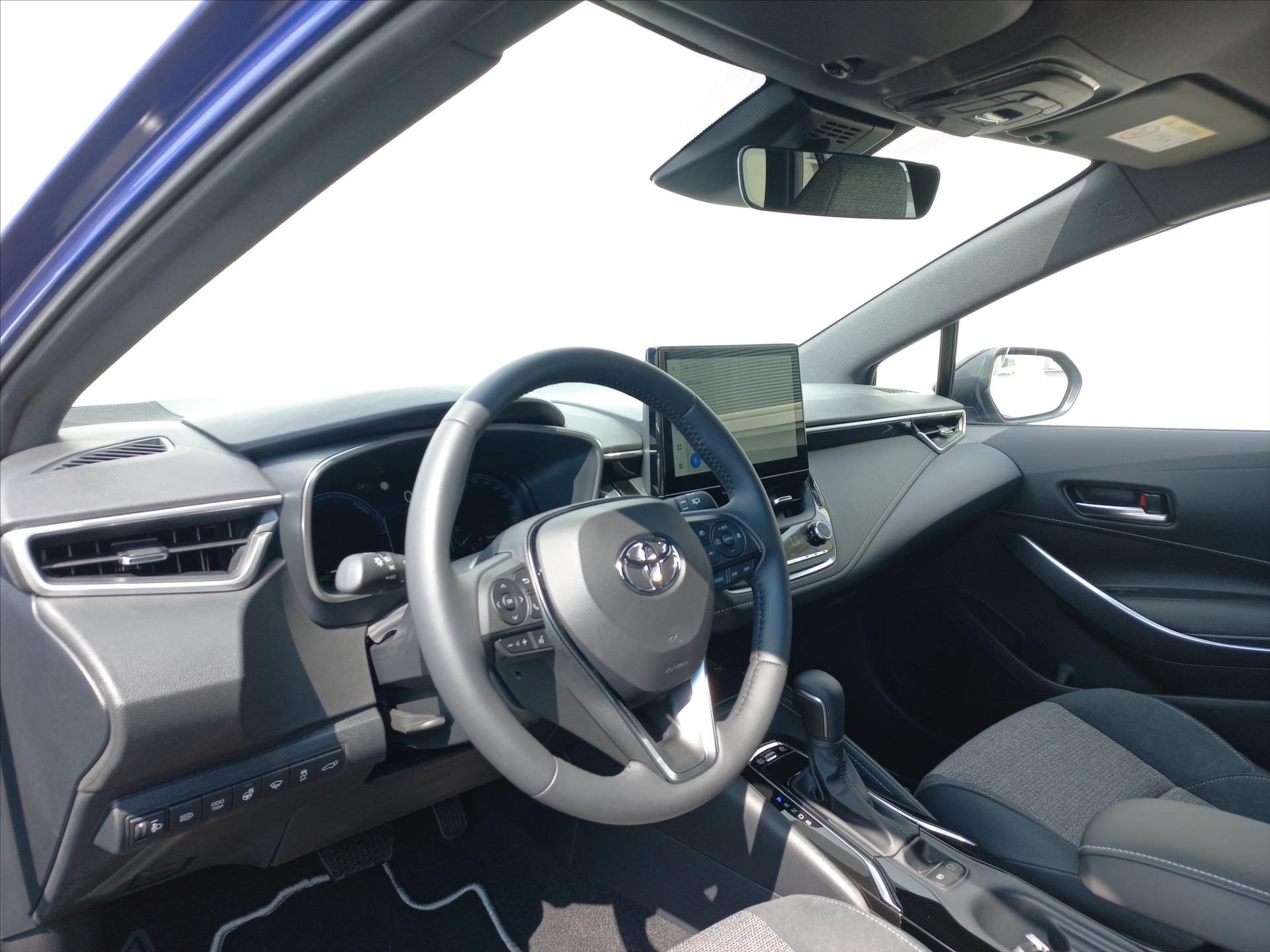 toyota-corolla-1-8-hybrid-e-cvt-140k-ts-style - 9