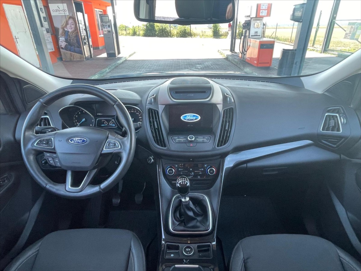 ford-kuga-1-5-ecoboost - 6