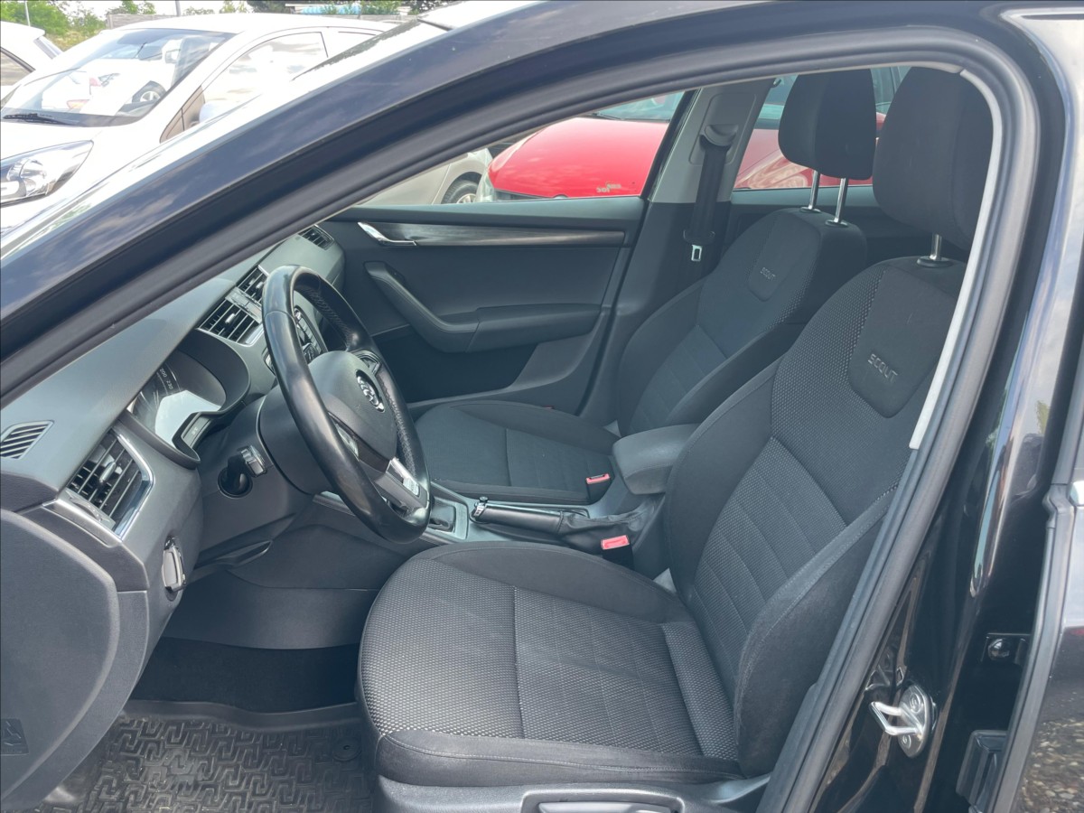 skoda-octavia-2-0-tdi-scout - 8