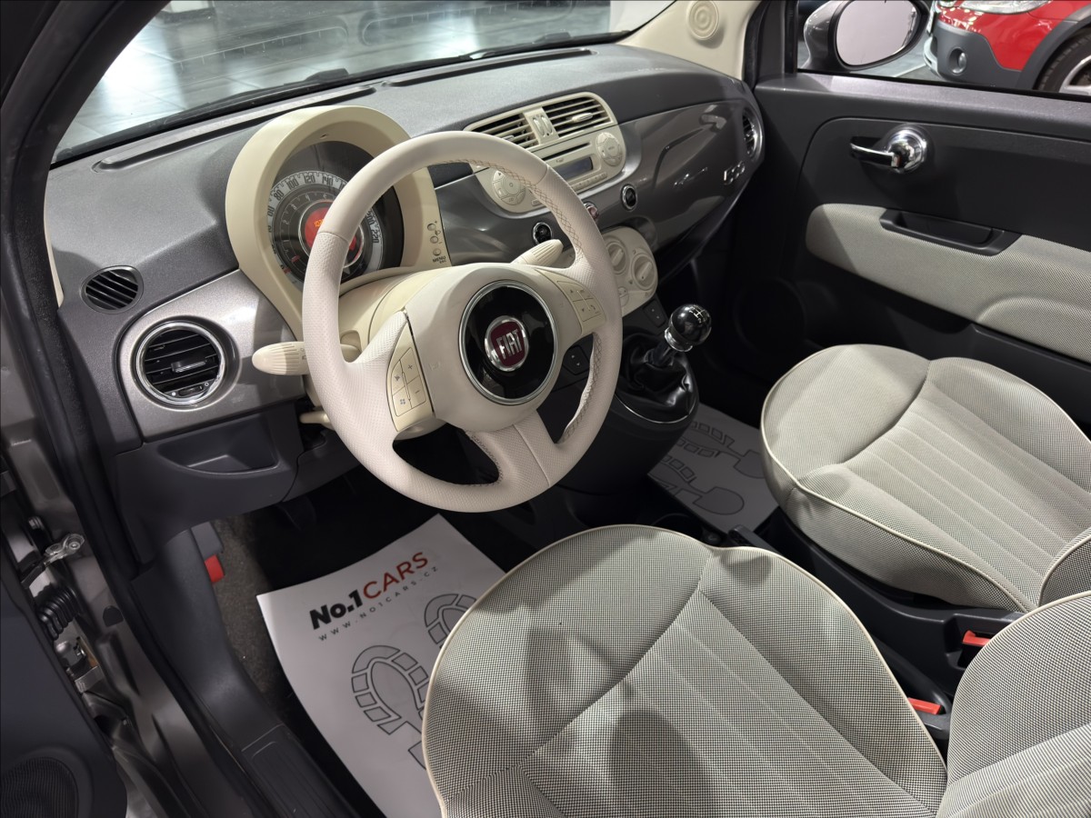 fiat-500-1-2-i-pano-svetly-interier - 5