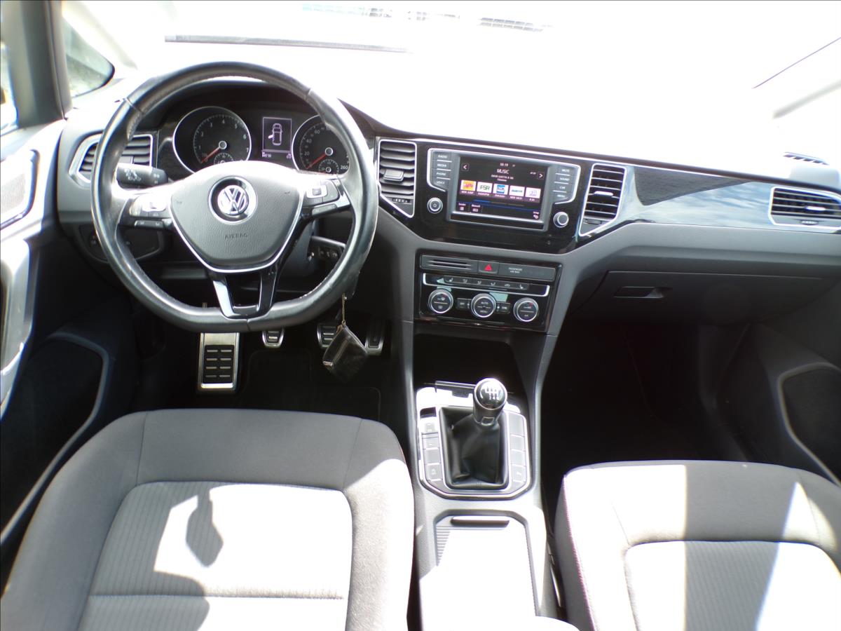 volkswagen-golf-sportsvan-1-4-tsi-xenony - 6