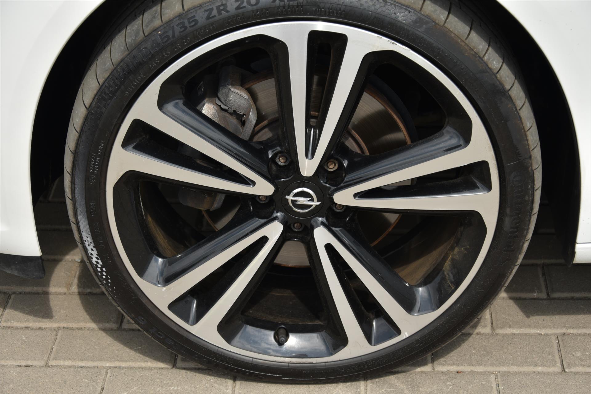 opel-insignia-2-0cdti-154kw-4x4-ultimate - 8