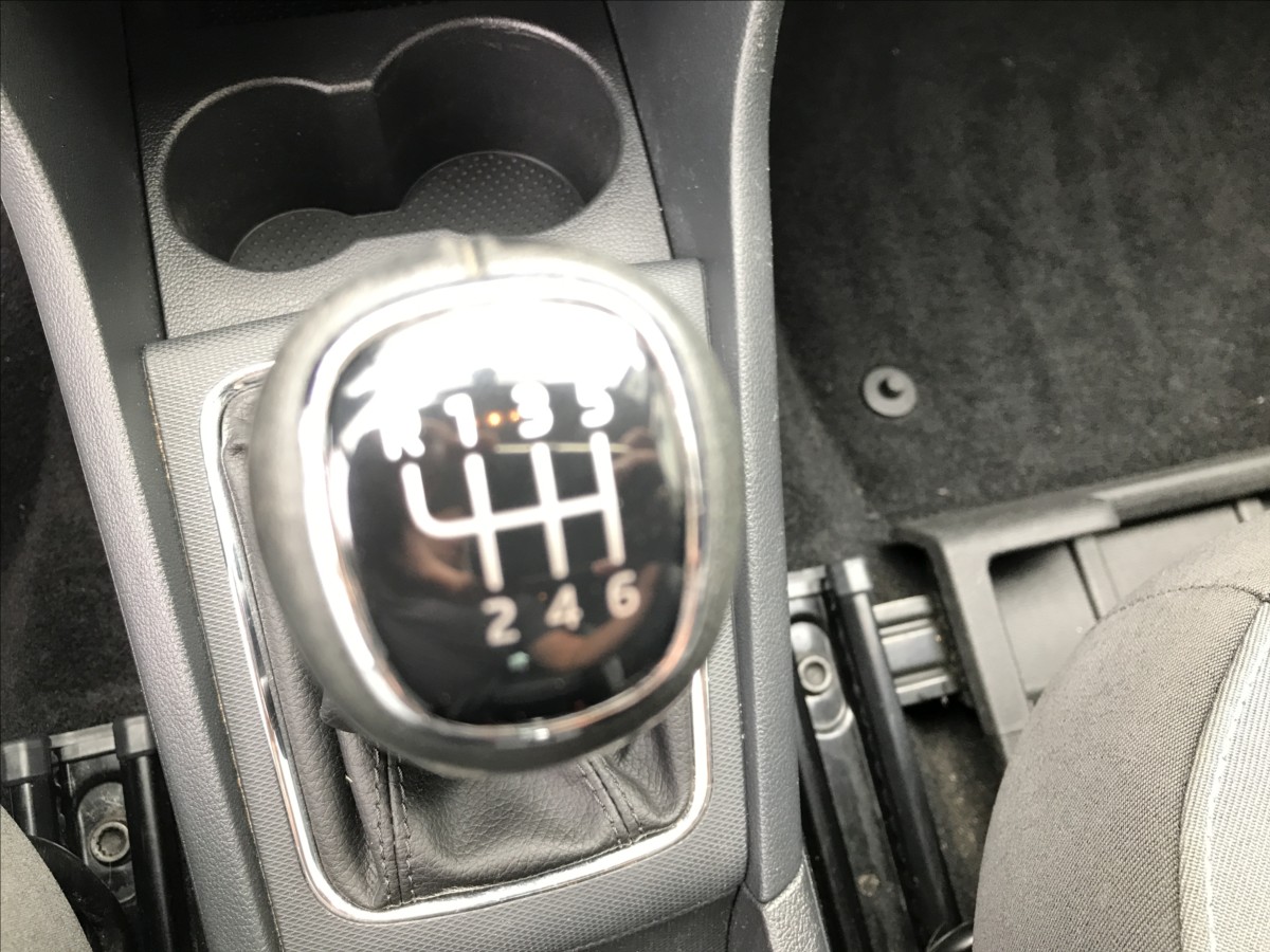 skoda-rapid-1-2-tsi-81kw - 9