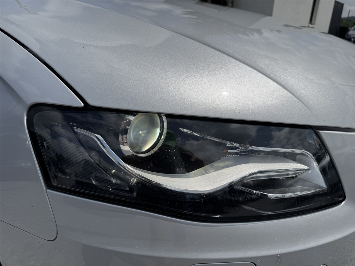 audi-a4-2-0-tdi-105-kw-xenon-serviska - 9