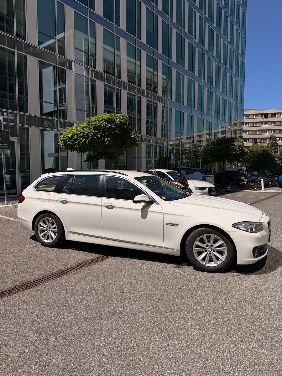 bmw-rada-5-3-0-d-head-up-display - 5