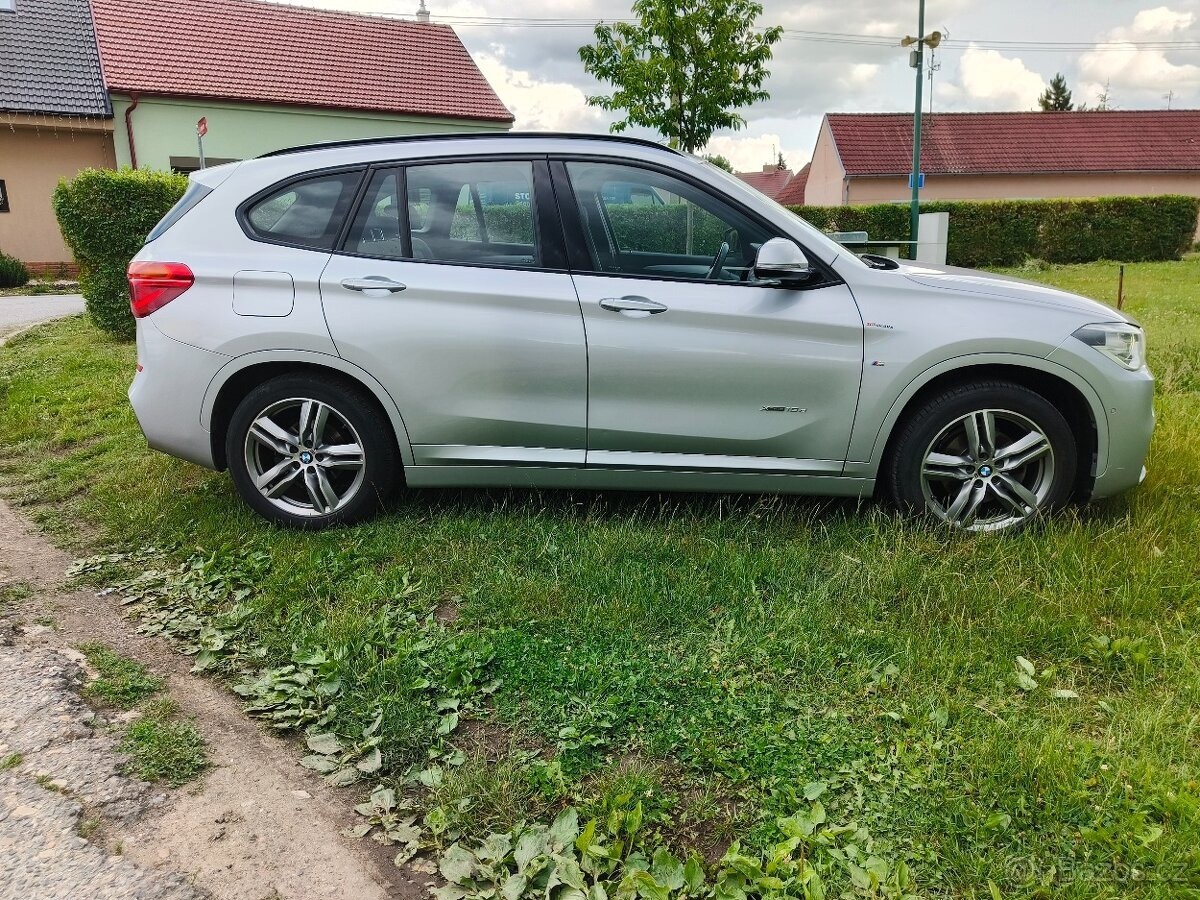 bmw-x1-xdrive18d-m-paket-1-majite - 9