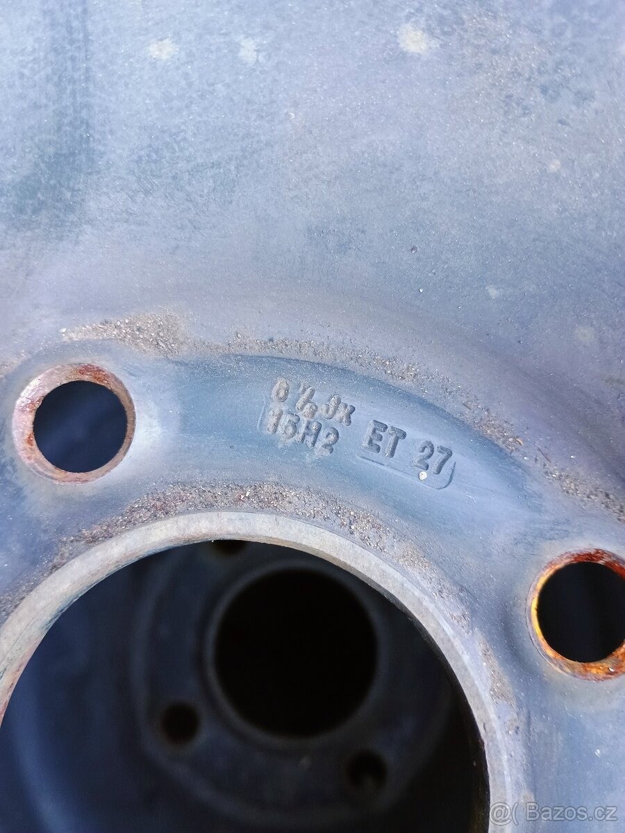citroen-berlingo-letni-pneu-205-65-r15-disky - 3