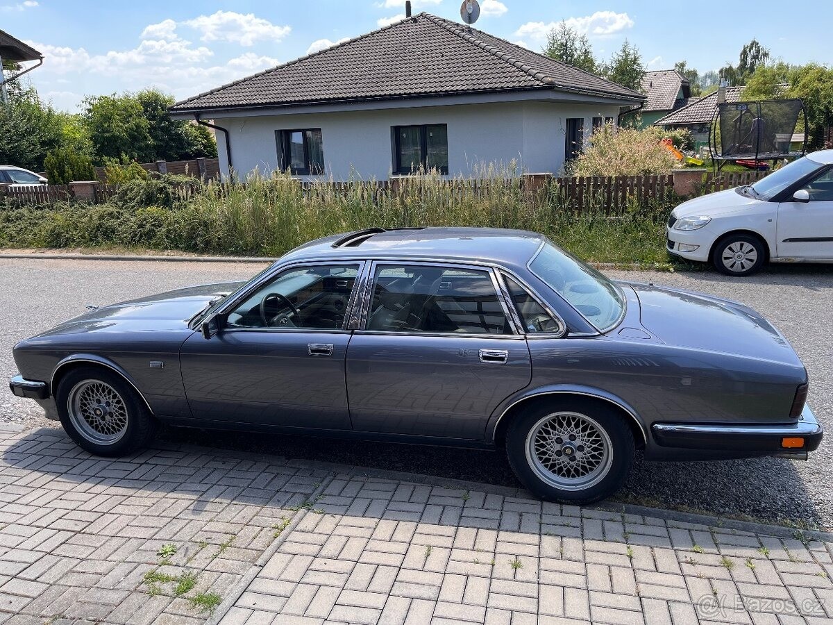 jaguar-xj-40-1987 - 5