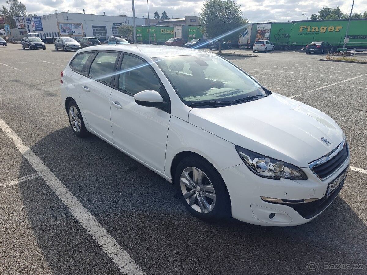 peugeot-308-1-6-sw-bluehdi-88-kw-2016 - 5