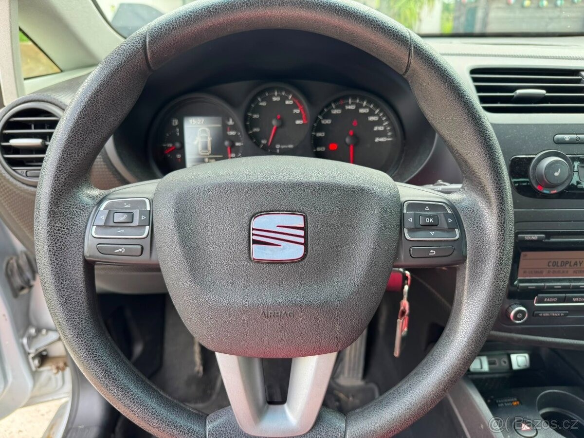 seat-leon-1-2-1-majitel-v-cr - 2
