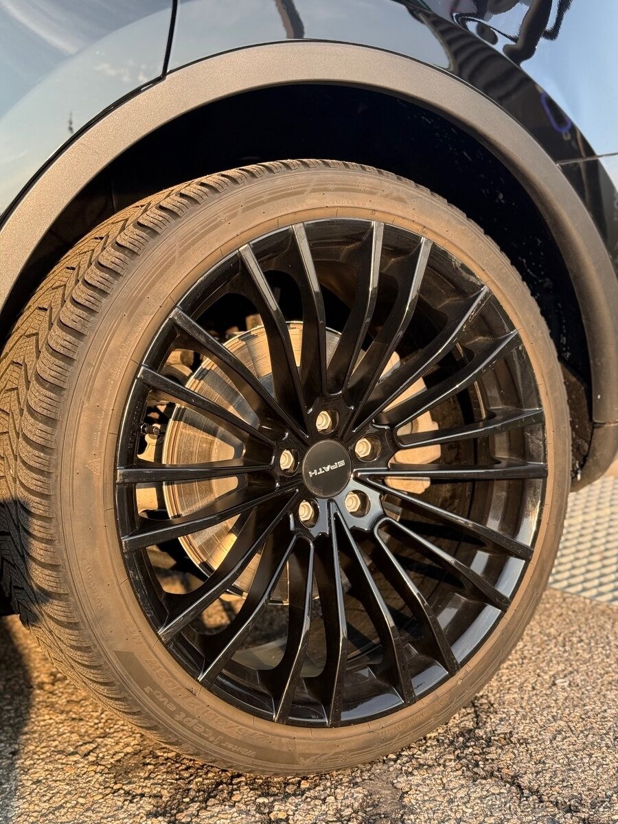 tesla-model-y - 5