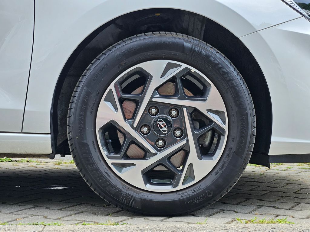 hyundai-i30-1-5i-comfort-serv-kn-1-maj - 8
