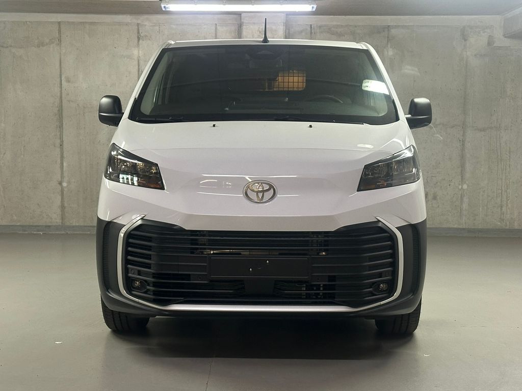 toyota-proace-2-2-d-150-k-l2-active-multimedia-navi - 1