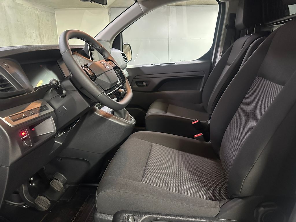 toyota-proace-2-2-d-150-k-l2-active-multimedia-navi - 8