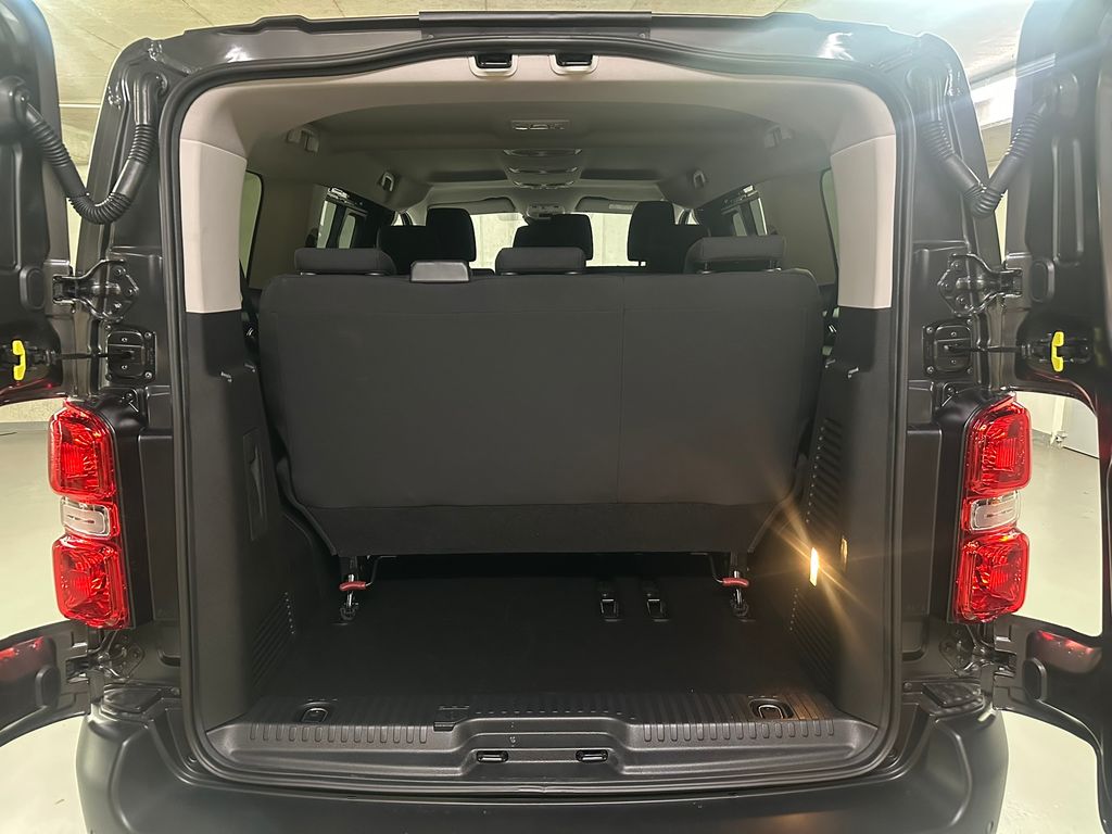 toyota-proace-verso-2-2-d-150-k-l1-combi - 9