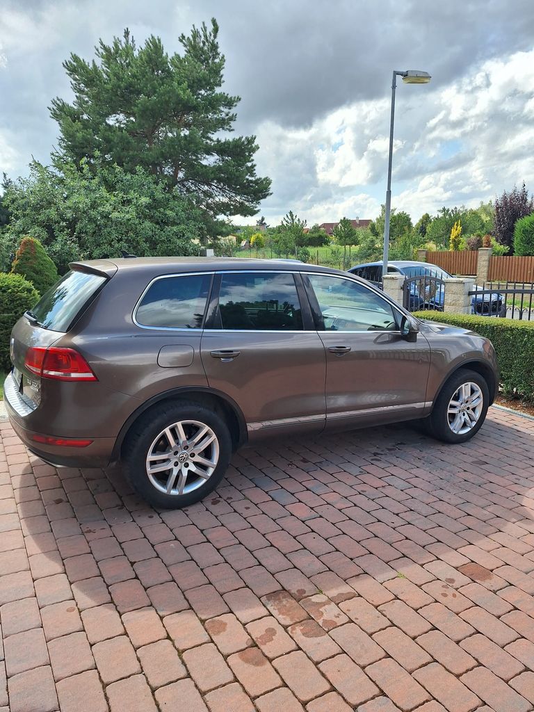 volkswagen-touareg-3-0tdi-cr-2-majitel - 2