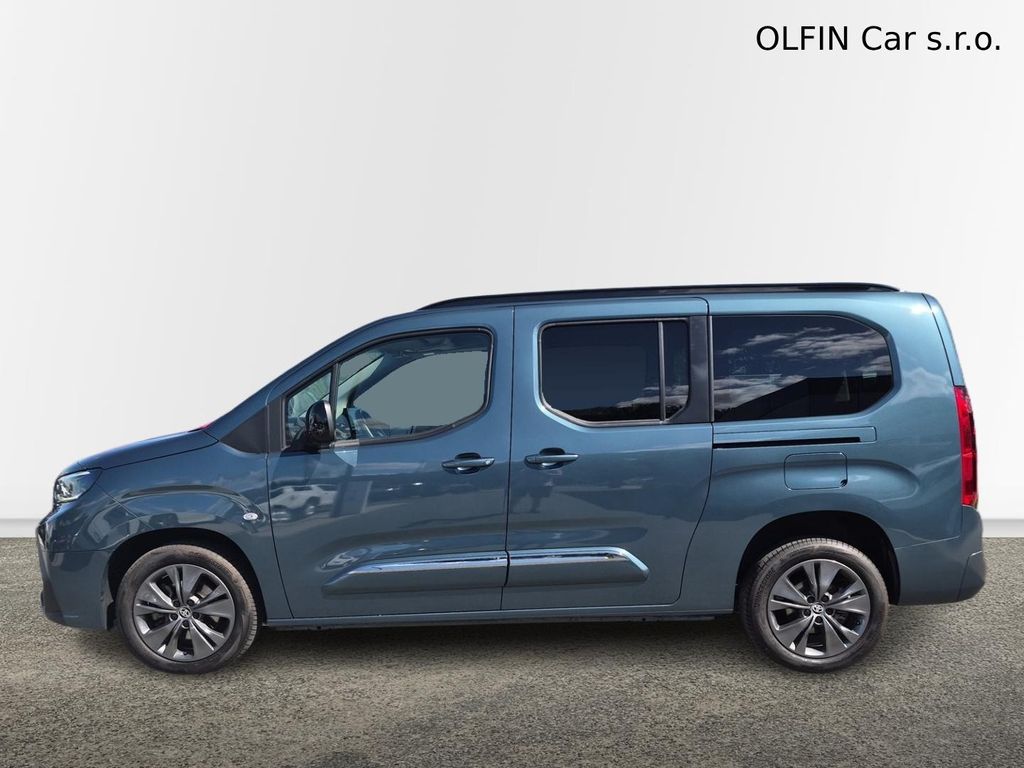 toyota-proace-city-verso-family-1-5l-130-6-mt-famil - 5