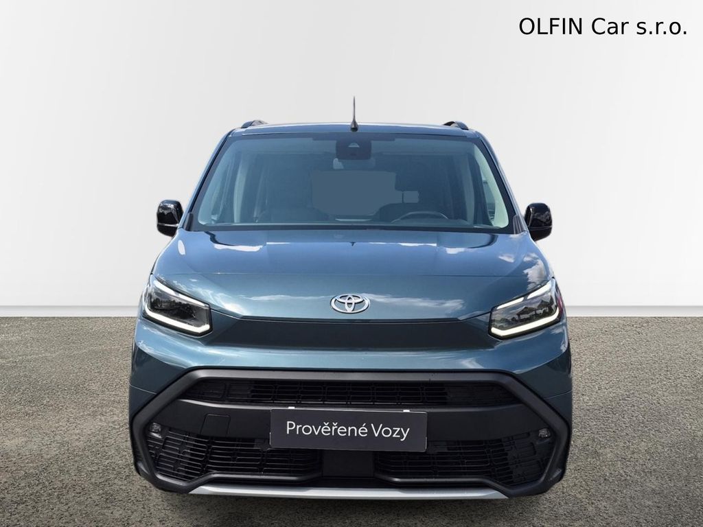 toyota-proace-city-verso-family-1-5l-130-6-mt-famil - 6
