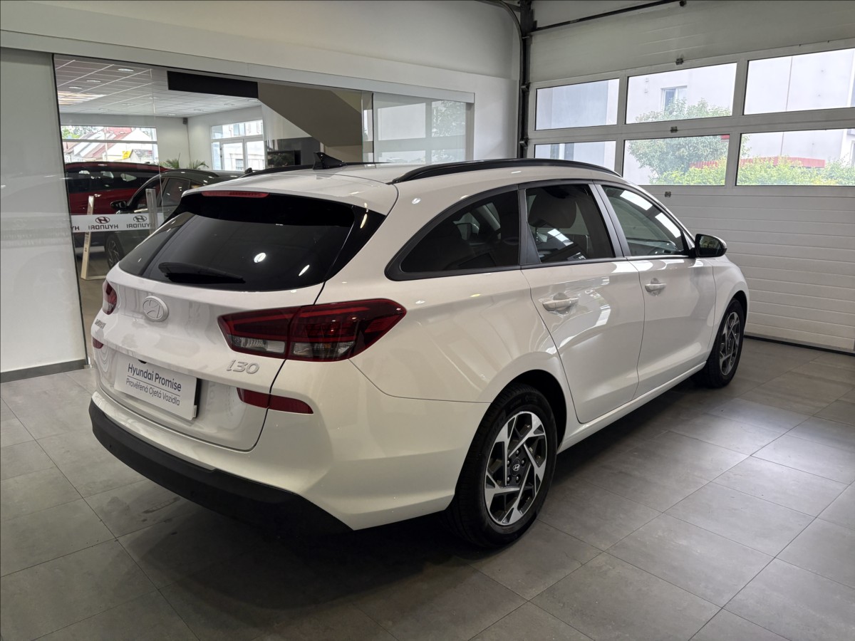 hyundai-i30-1-5-wg-t-gdi-dct-family - 4