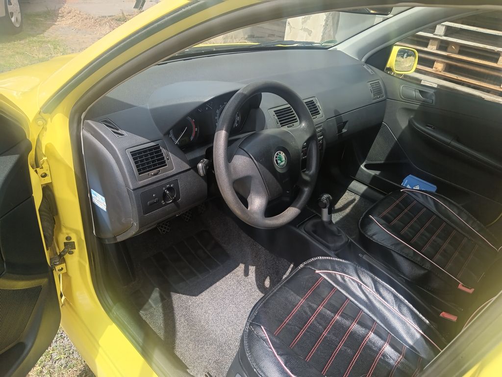 skoda-fabia-1-4-16v-classic-cool - 8