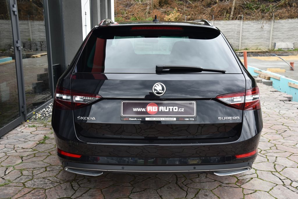 skoda-superb-2-0-tdi-140-kw-4x4-sportline-d - 8