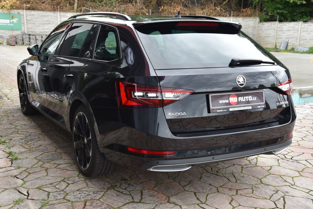 skoda-superb-2-0-tdi-140-kw-4x4-sportline-d - 9