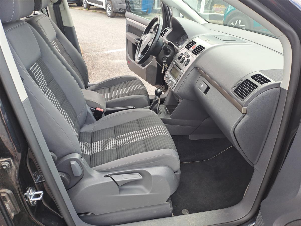 volkswagen-touran-1-9-tdi-klima-tempomat - 7