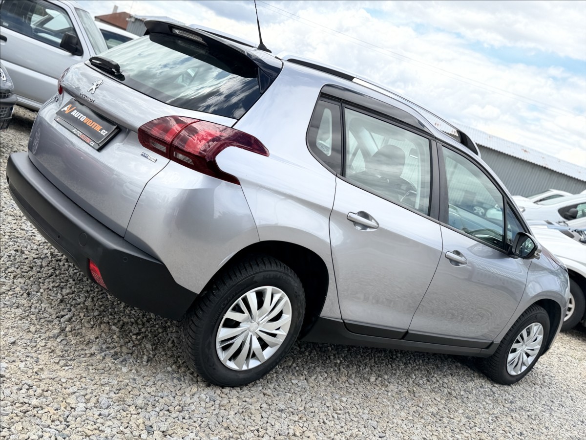 peugeot-2008-1-2-81kw-automat-navi-nove-cr - 4