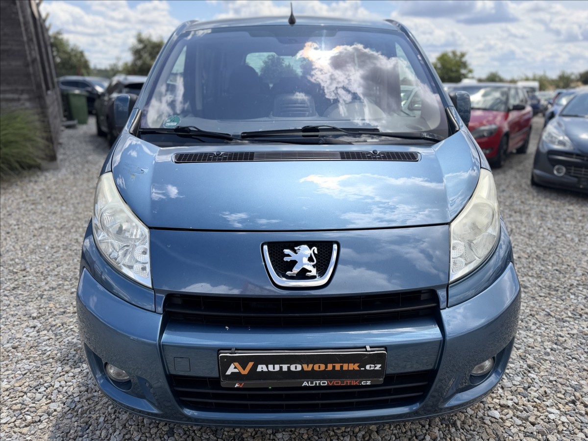 peugeot-expert-2-0-100kw-navi-tazne-8-sedadel - 1