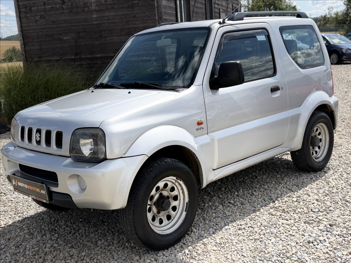 Suzuki Jimny 1,3 VVT 4X4 TAŽNÉ +SADA KOL
