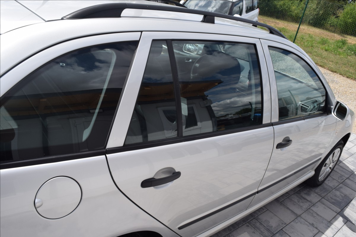 skoda-fabia-1-4-i-55kw-nova-stk-automat - 9