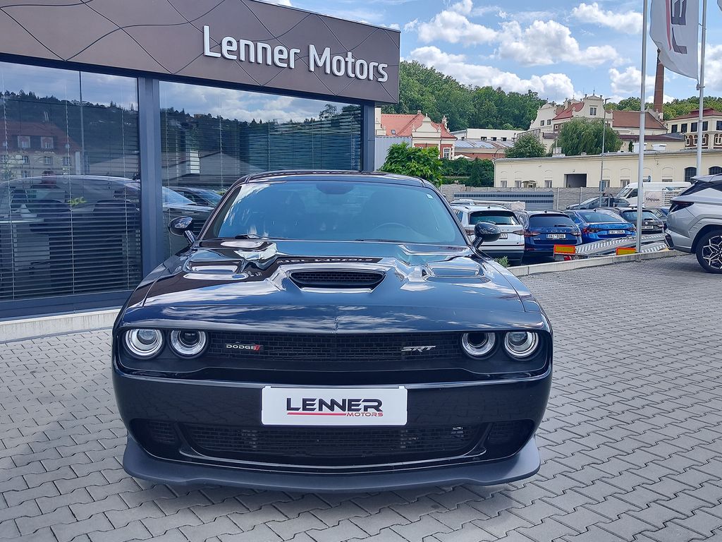 dodge-challenger-6-4-hemi-357kw-scat-pack - 1