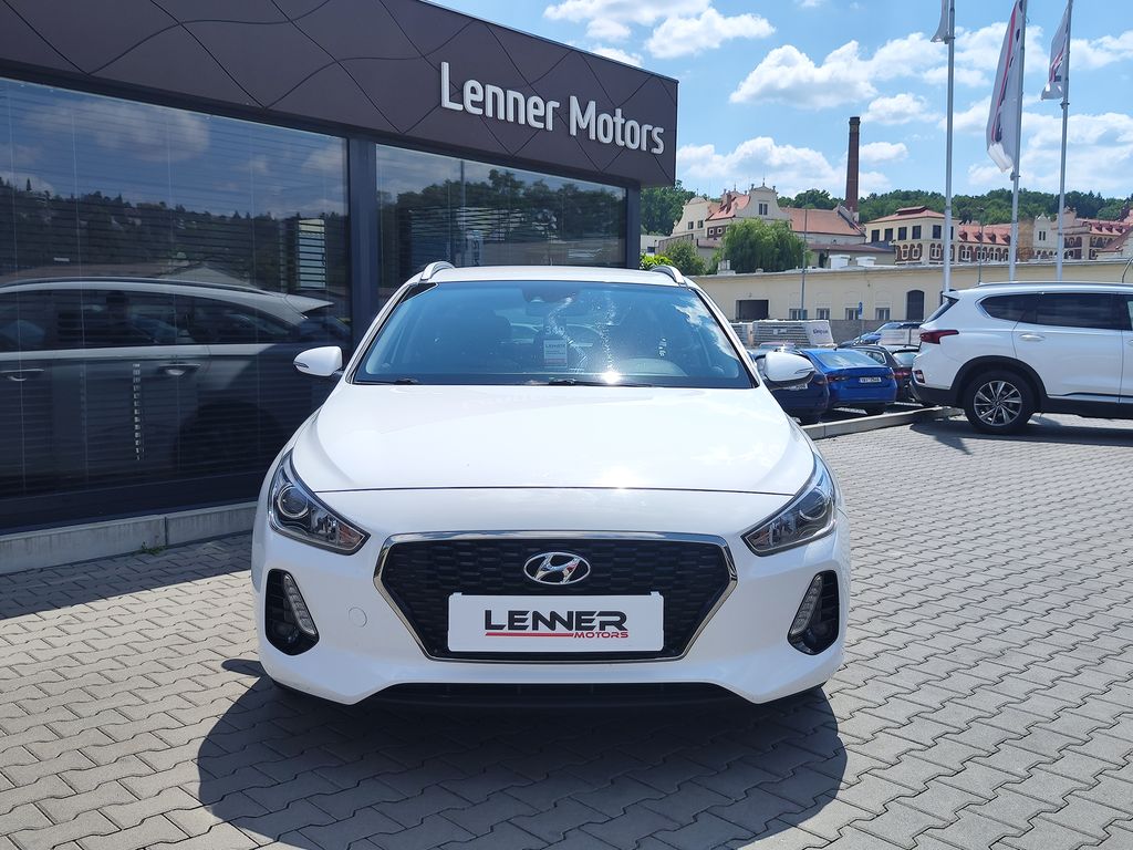 hyundai-i30-1-0-t-gdi-88kw-trikolor-komfor - 1