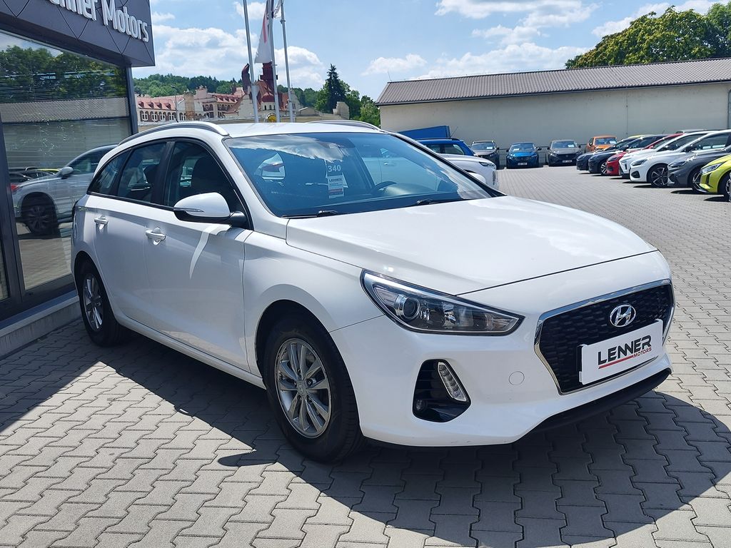 hyundai-i30-1-0-t-gdi-88kw-trikolor-komfor - 2