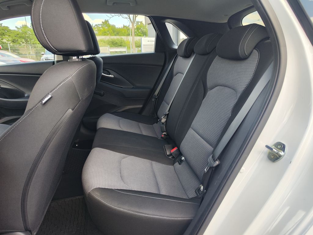 hyundai-i30-1-5i-81kw-start-plus - 9