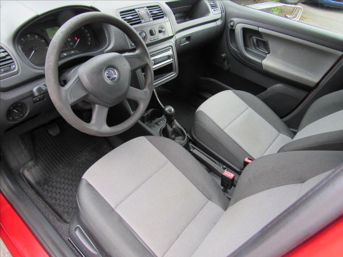 skoda-fabia-1-2-i-44kw-active - 8