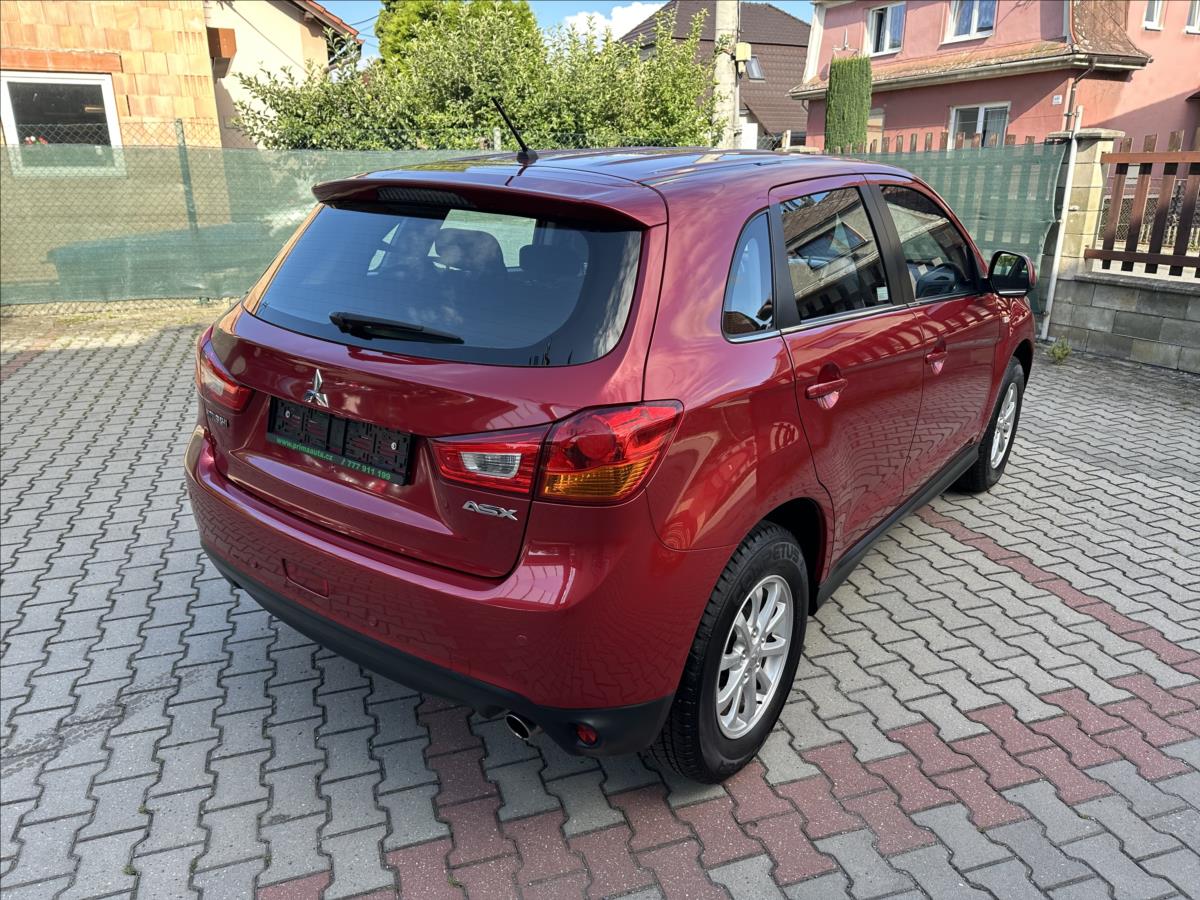 mitsubishi-asx-1-6-po-1-majiteli-top-stav - 2